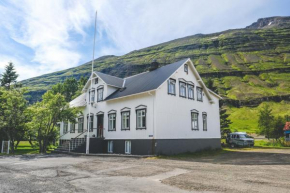 Гостиница Hotel Aldan - The Bank  Seyðisfjörður